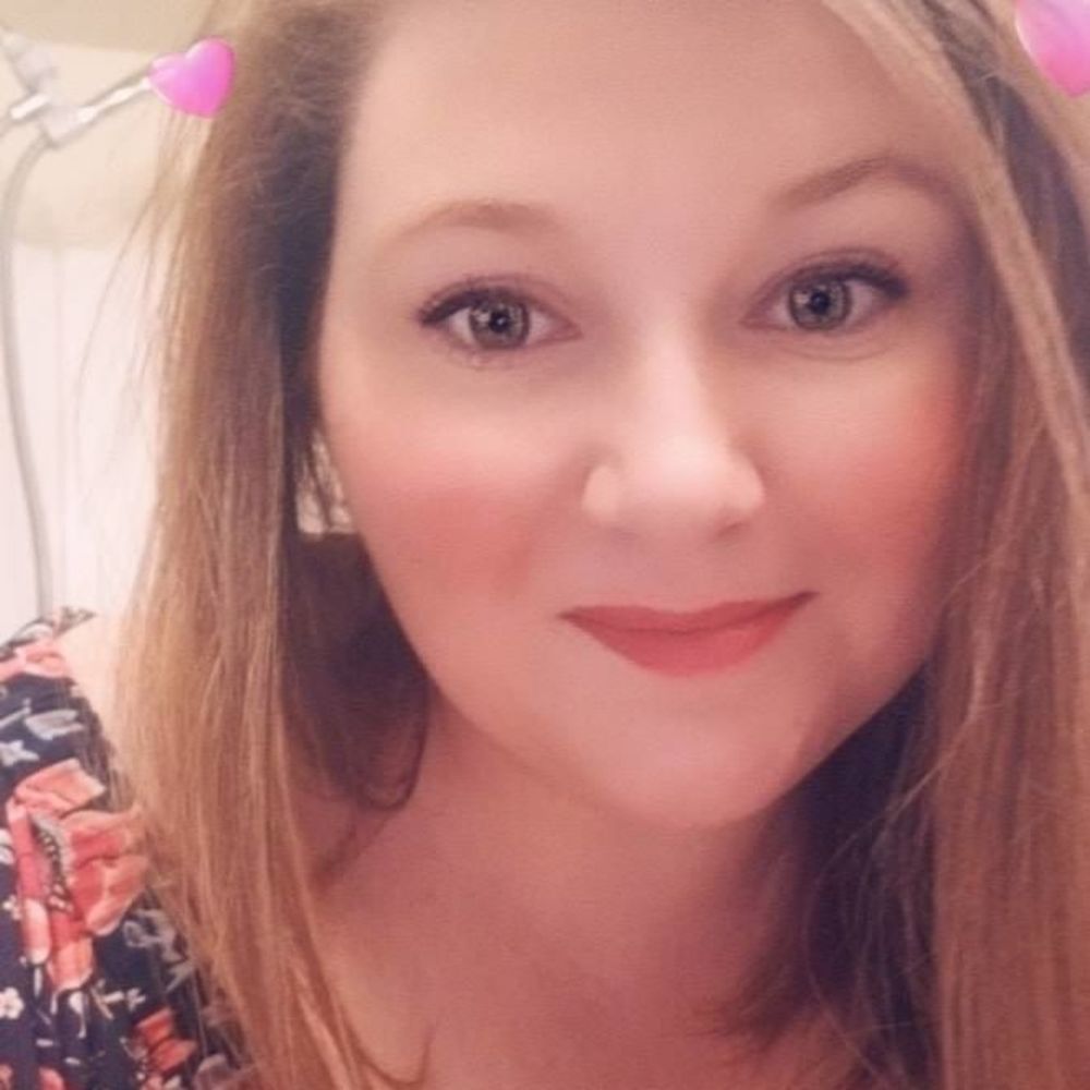 Meet your Posher, Whitney